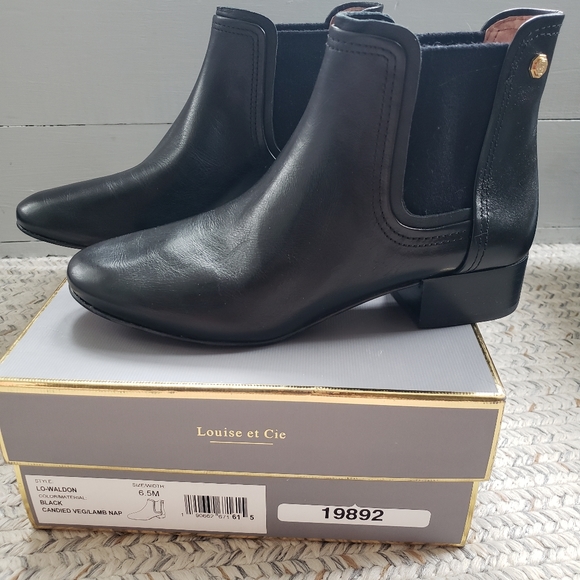 New in Box Louise et Cie black Lo-Waldon Boot - Picture 3 of 5